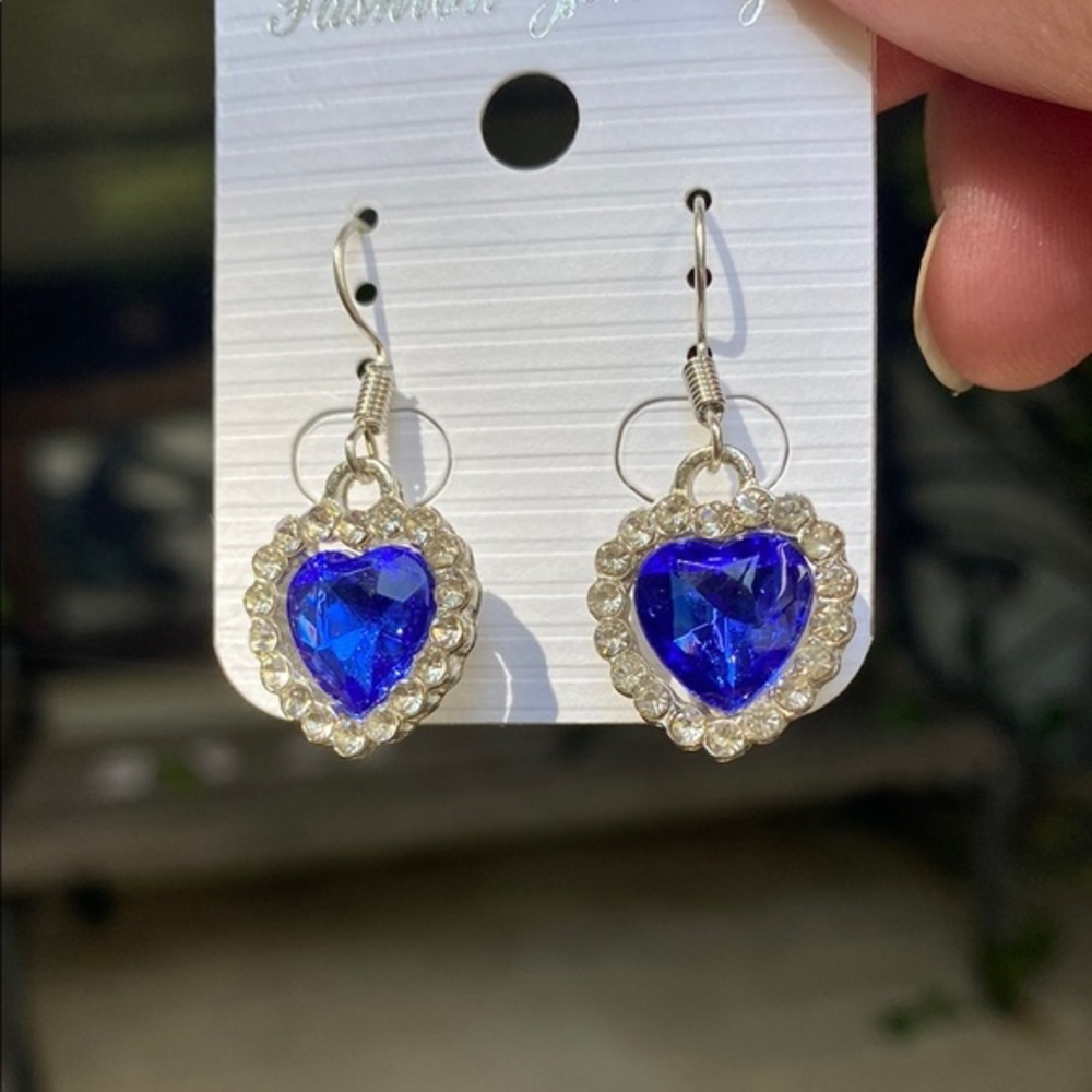 Elegant Blue Heart Earrings